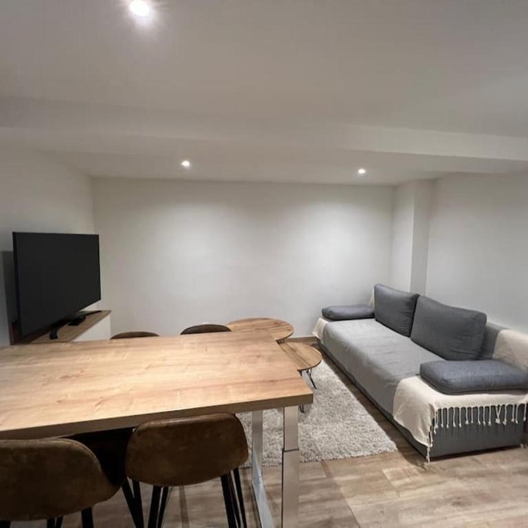 Valbonne Village - Rue Giraud - Two-Bedroom Apartment - 19