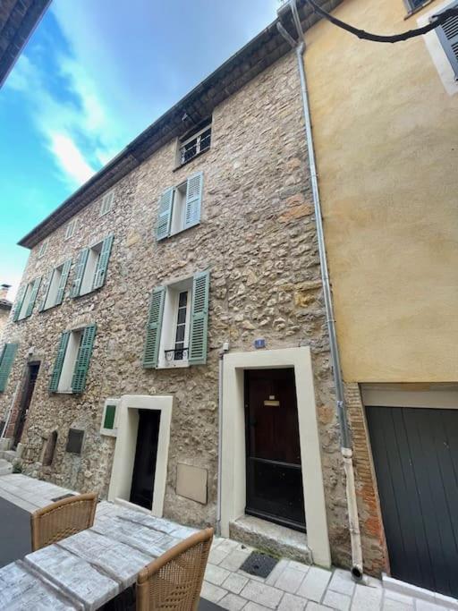 Valbonne Village - Rue Giraud - Two-Bedroom Apartment - 25