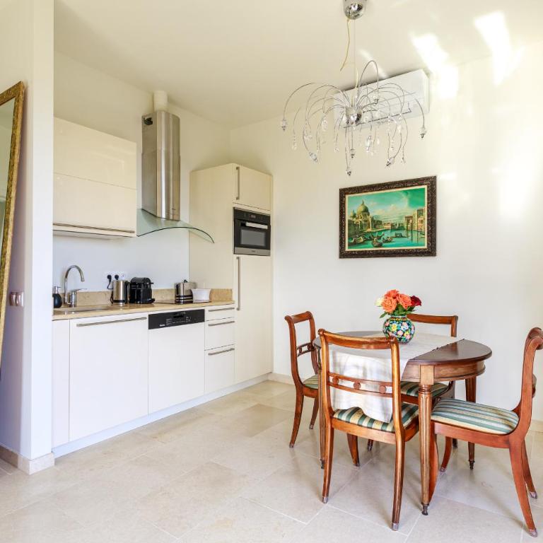 Sea View Apartment with Private Secure Parking 3 - Appartement 1 Chambre - 17