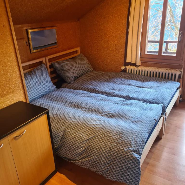 Traditional Ski Chalet in Wengen - Top Floor - Apartment mit 1 Schlafzimmer - 13