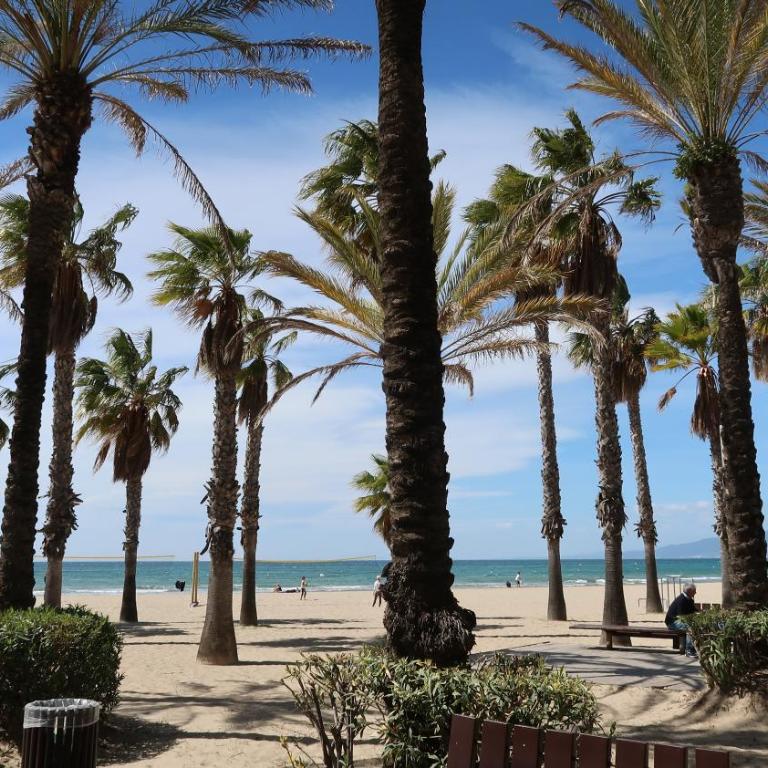 SOLIMAR 10 SALOU Solo FAMILIAS con Parking y piscina - Two-Bedroom Apartment - 4