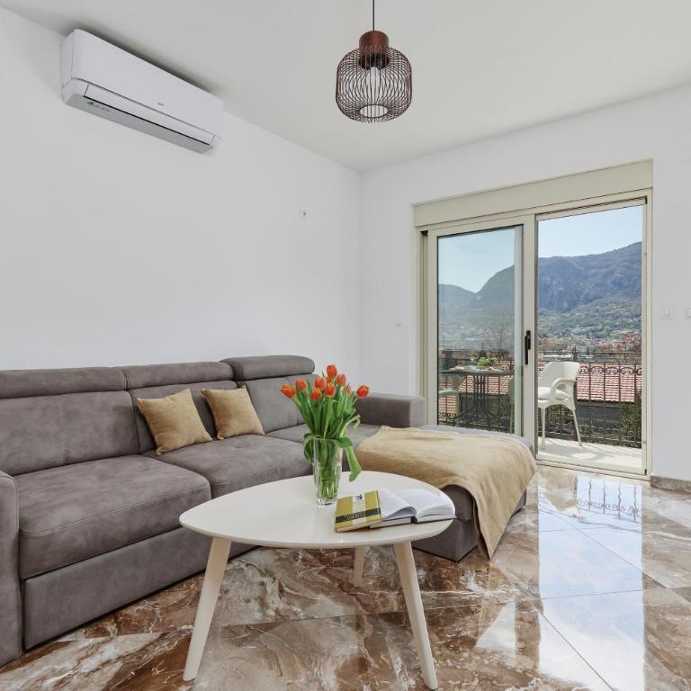 Stanisic Family Apartments - Apartment with Mountain View - 8