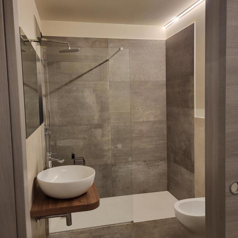 Via Goito 25 Rooms & Apartment - Ampia Camera Matrimoniale - 5