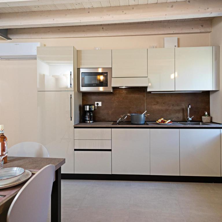 RESIDENZA G&J - Regarda Travel - Appartamento Deluxe - 5