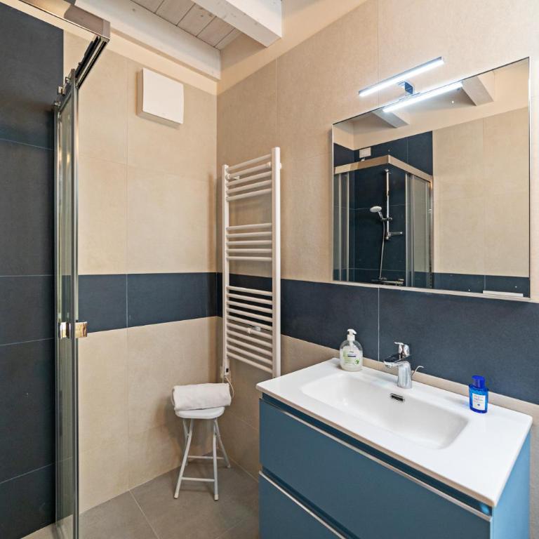 RESIDENZA G&J - Regarda Travel - Appartamento Superior - 17