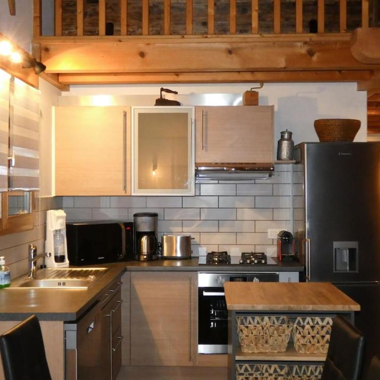 SUPERBE DEMI CHALET LUXUEUX 120M² 8 Personnes à SALLANCHES. - Chalet Supérieur - 21