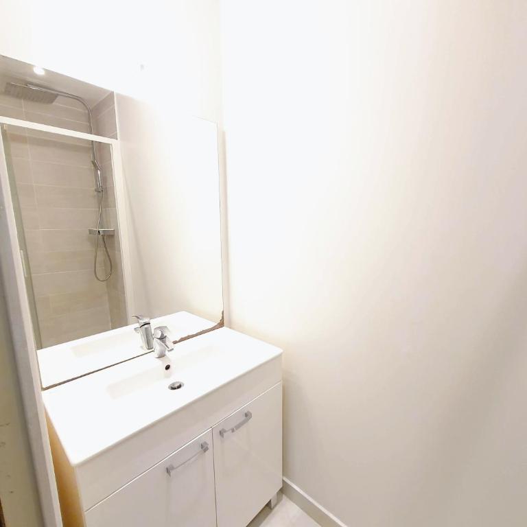 Climatisé,coeur de Juan-les-Pins - Appartamento con 2 Camere da Letto - 8