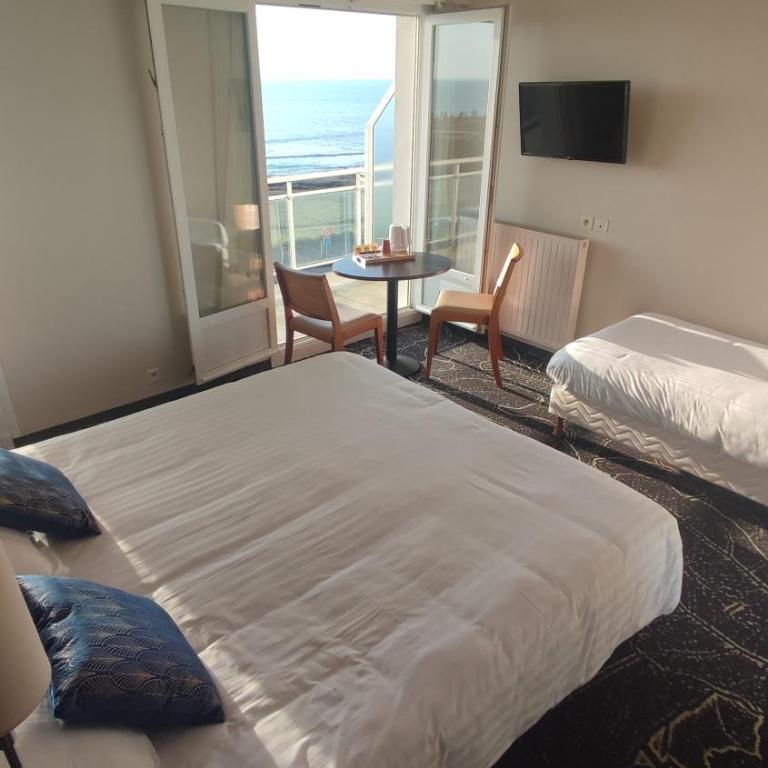 Hotel La Corniche - Chambre Triple avec Balcon - Vue sur Mer - 5