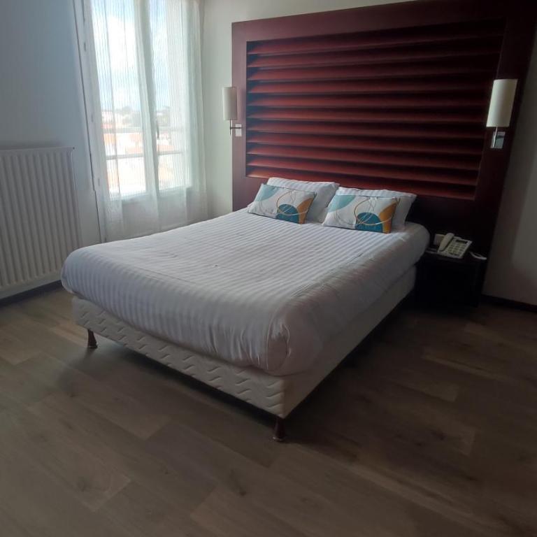 Hotel La Corniche - Chambre Double - Accessible aux Personnes à Mobilité Réduite - 5