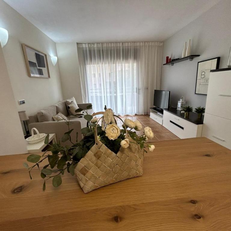 Apartamentos LOS TULIPANES - Apartamento de 2 dormitorios - 1