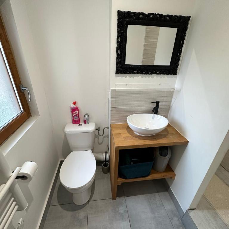 Appartement spacieux - proche centre et therme - Appartamento con 2 Camere da Letto - 3