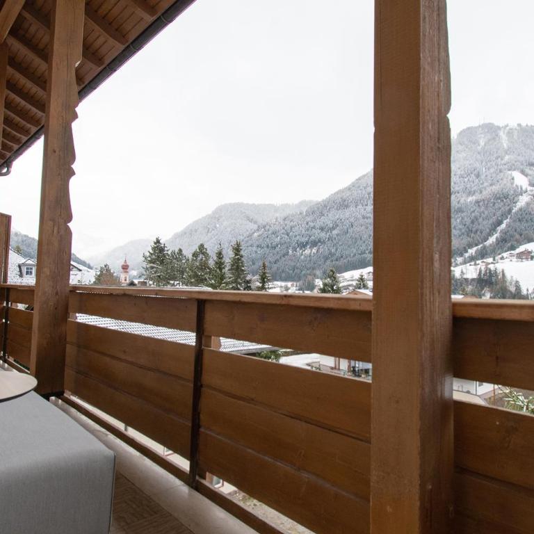 Apartments Rainer - Val Gardena - Appartamento con Vista Montagna - 12