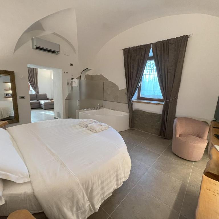 Villa Paladini - Suite Lit King-Size avec Baignoire Spa - 2