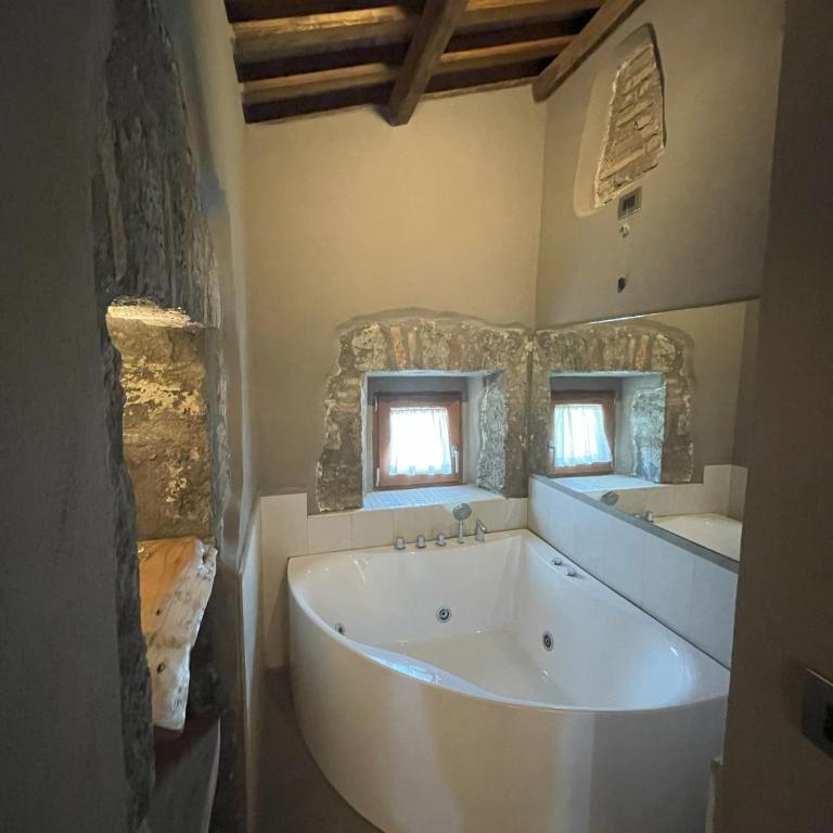 Villa Paladini - Chambre Lit King-Size avec Baignoire Spa - 4