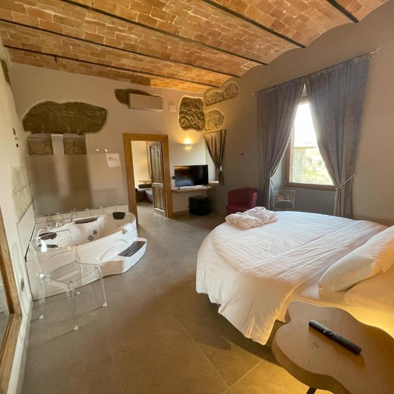 Villa Paladini - Suite Lit King-Size avec Baignoire Spa - 7