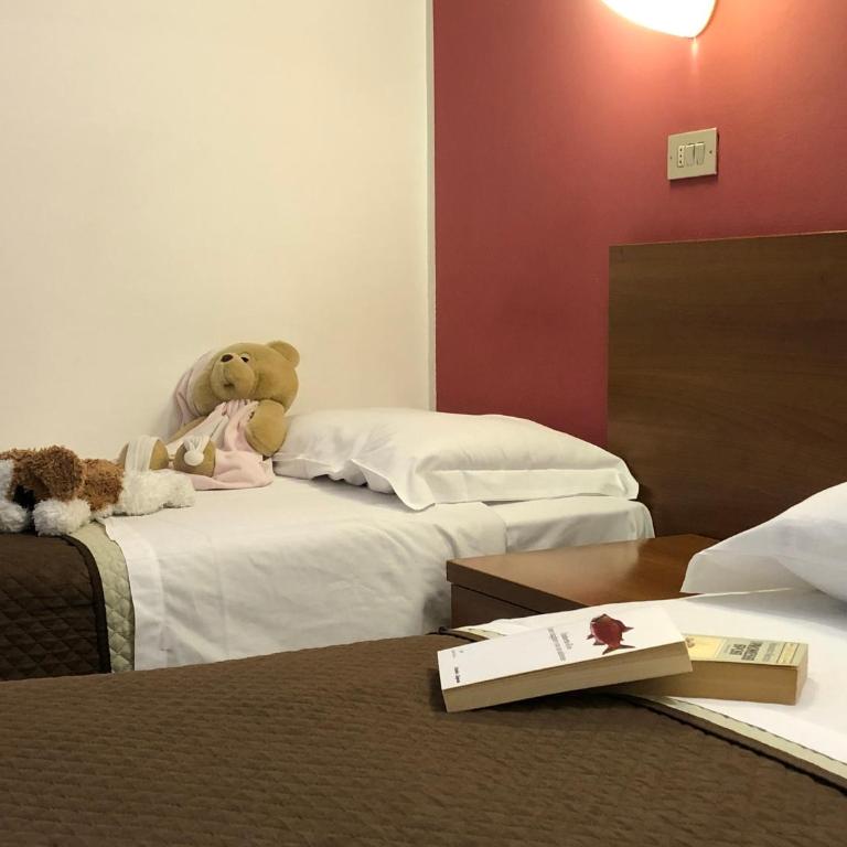 Hotel Kristall - Camera Tripla Standard - 4