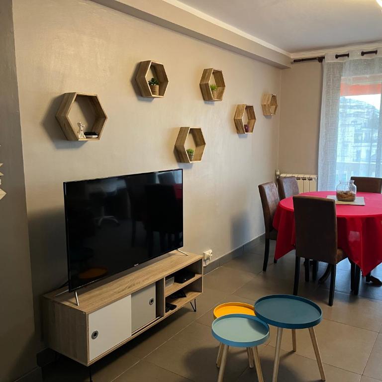 Sun escape, appart rénové climatisé 3 pièces 4-6 pers, 350m de la plage - Appartement 2 Chambres - 15