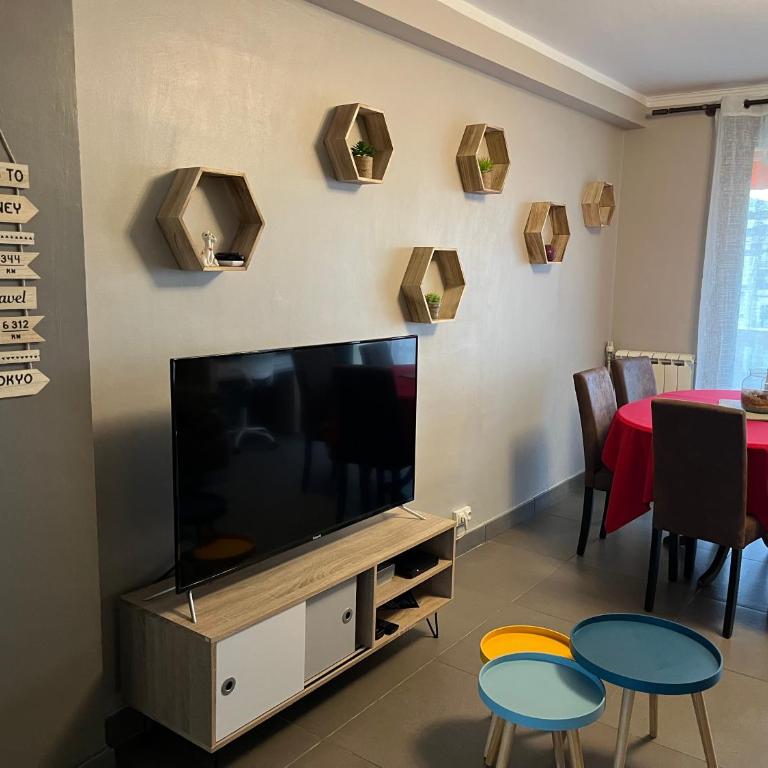 Sun escape, appart rénové climatisé 3 pièces 4-6 pers, 350m de la plage - Appartement 2 Chambres - 86