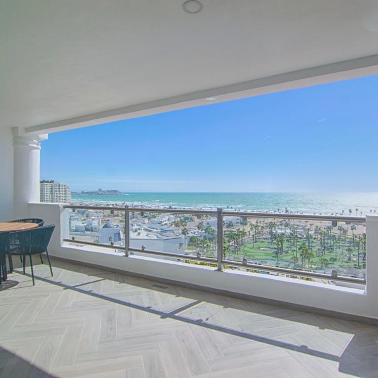 Casa Blanca Golf Villas - Apartment with Balcony - 7