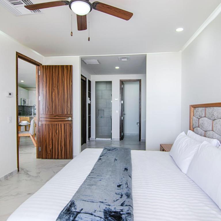 Casa Blanca Golf Villas - Apartment with Balcony - 2