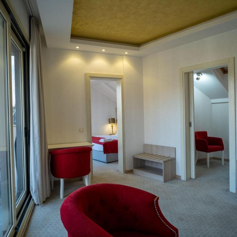 Hotel Atina by ENTOPYA - Porodični Apartman Tipa "Suite" - 9