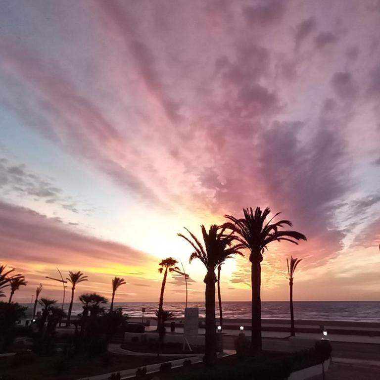 Primera línea, vistas al Castillo, Avda Papa Luna 10 - Apartamento con vistas al mar - 39