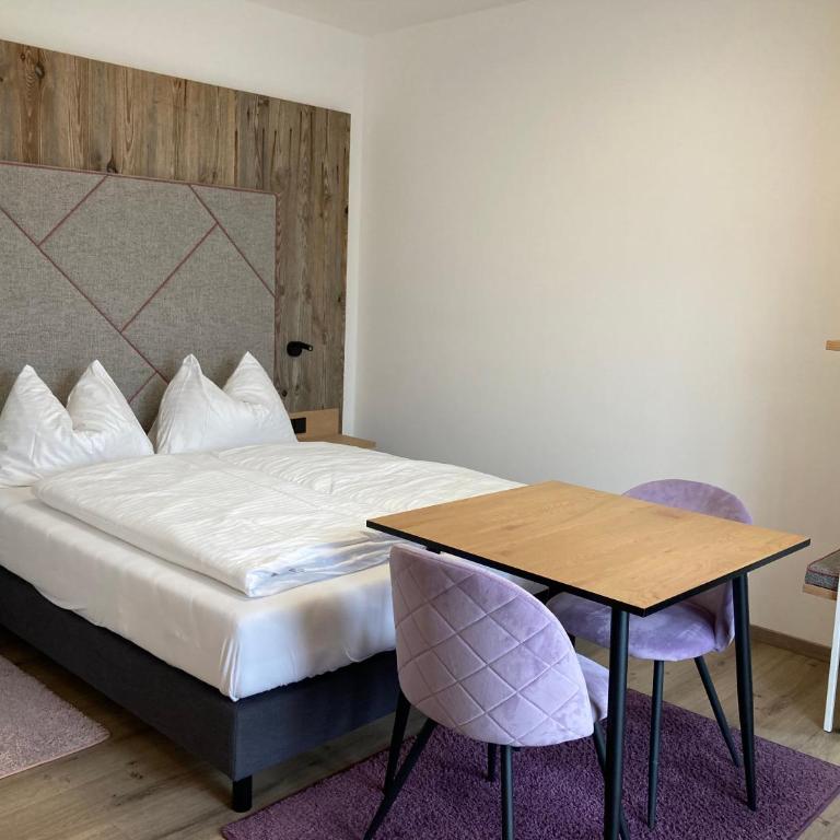 Hotel Seerose Wolfgangsee - Deluxe Doppelzimmer mit Balkon und Meerblick - 6
