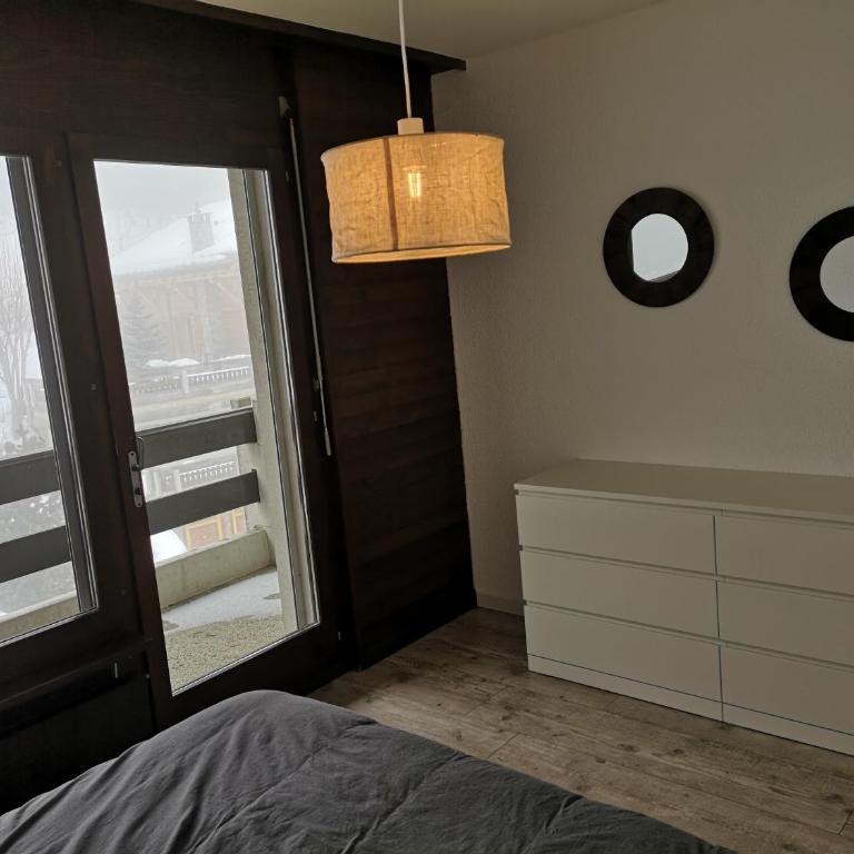 Appartement proche remontées refait à neuf - Apartment mit 2 Schlafzimmern - 22