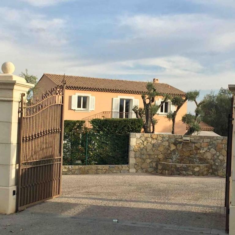 Villa Ty Laouen- villa confort avec piscine et jacuzzi- Parc -Opio-Valbonne - Villa - 24