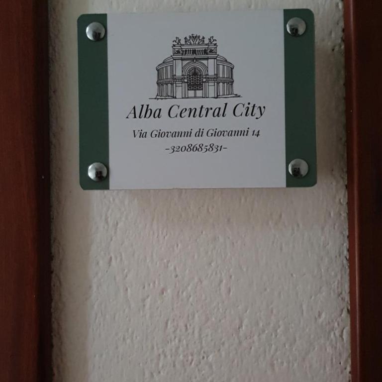 Alba central City - Camera Matrimoniale con Bagno in Comune - 22