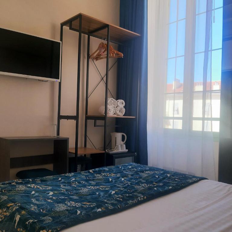 Boutique Hôtel Neptune Nice - Petite Chambre Double - 2