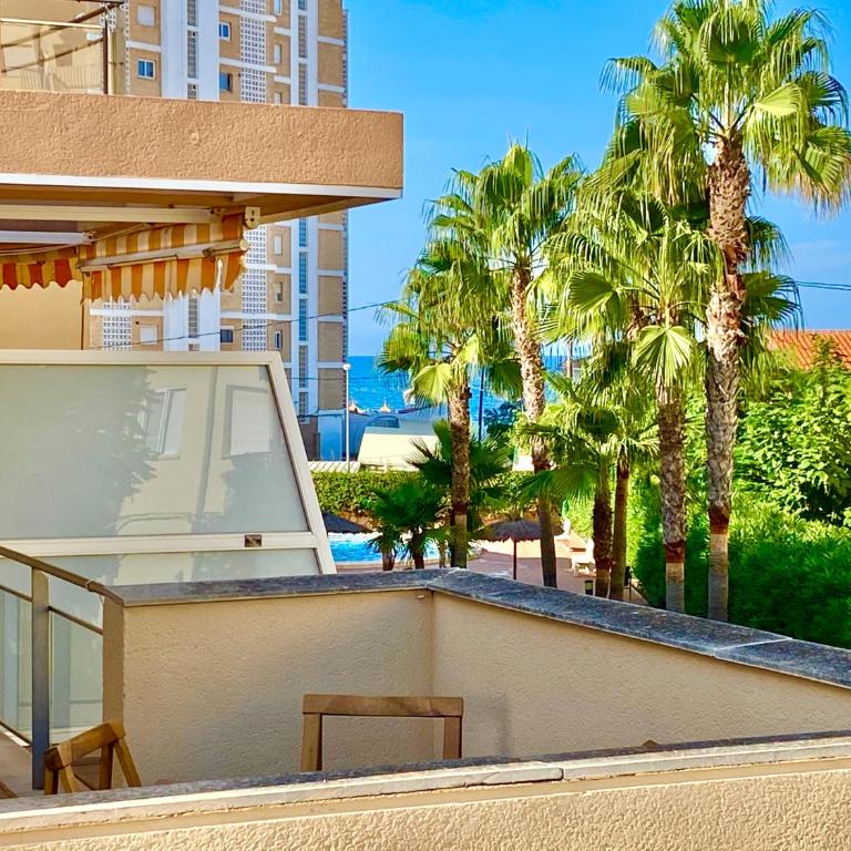 1ªLínea-50m de playa-Reformado-BBQ privada-Vistas al mar-3 terrazas - Apartamento con terraza - 3