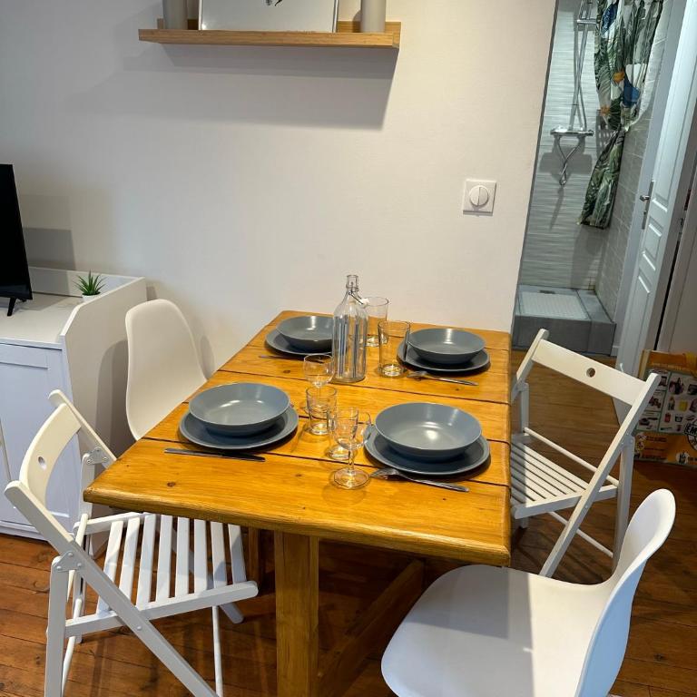 Superbe appartement proche centre ville, thermes - Apartment mit 1 Schlafzimmer - 7