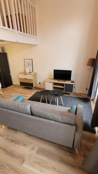 Appart’ entièrement rénové au centre ville St Étienne - Appartamento con 2 Camere da Letto - 5