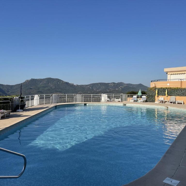 Appartement avec vue mer panoramique - Apartamento de 2 dormitorios con terraza y vistas al mar - 2
