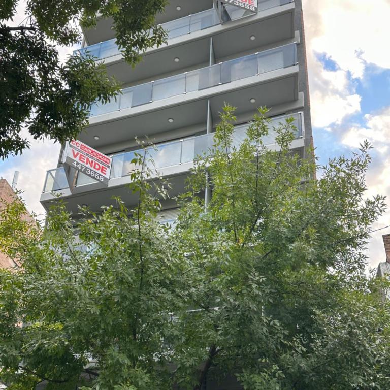 Departamento luminoso a estrenar con balcón - Apartamento de 1 dormitorio - 25