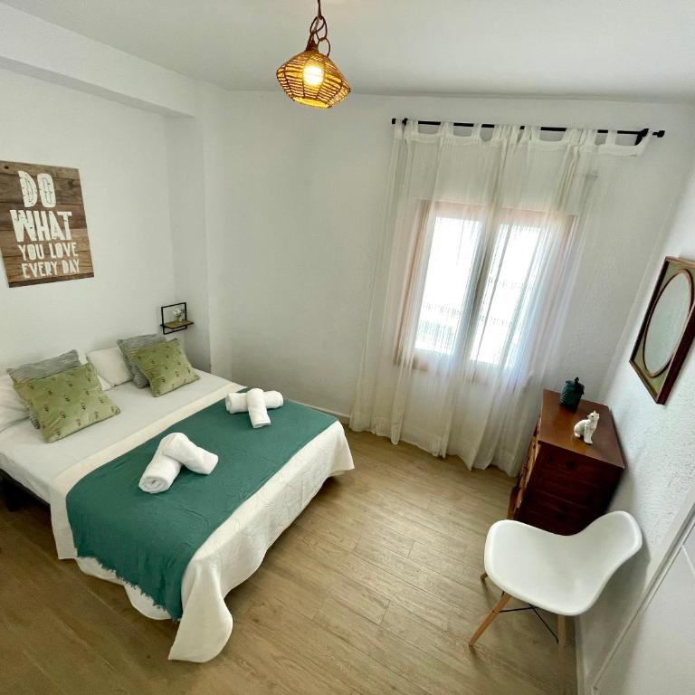 GATU Villa Cielo y Mar junto la playa, terraza , wifi y vista al mar ," Preferente mayores de 25 años y familias " - Apartamento con terraza - 13