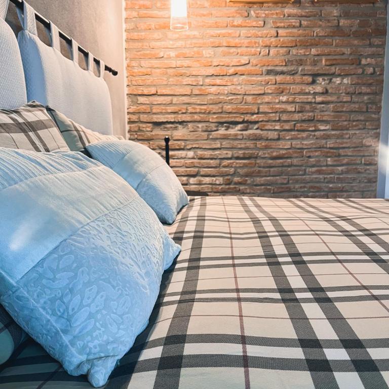 Appartamento RESIDENZA LA CORTE Verona piano terra con piscina, plateatico e giargino - Appartamento con 2 Camere da Letto - 15