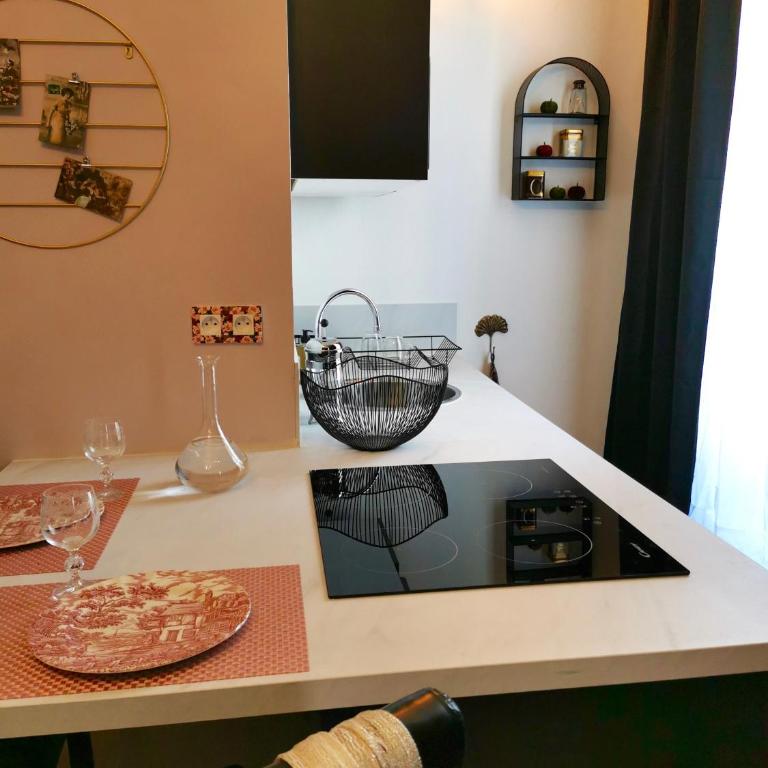 BELLE REINE - 3 APPARTEMENTS EN COEUR DE CENTRE-VILLE - Estudio Deluxe - 2
