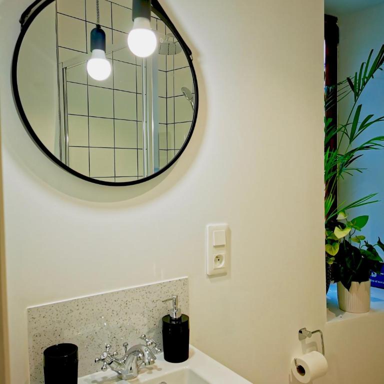BELLE REINE - 3 APPARTEMENTS EN COEUR DE CENTRE-VILLE - Estudio con balcón - 5