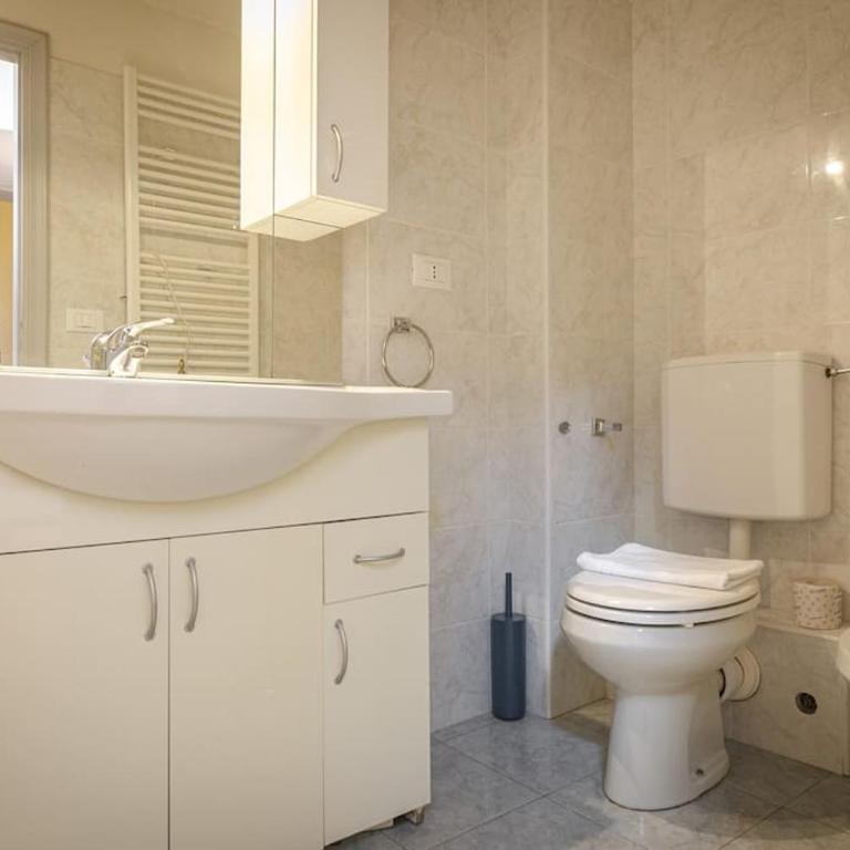 Dimora Fossalta, a pochi passi da Piazza Maggiore - Apartment - 3