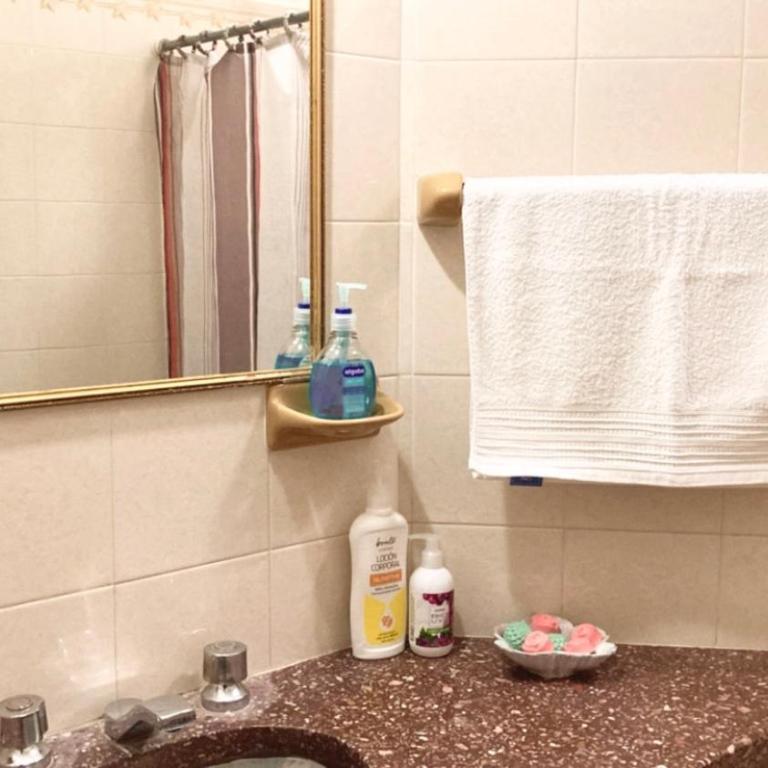 Paz y armonía cerca de todo - Habitación Doble con baño privado - 6