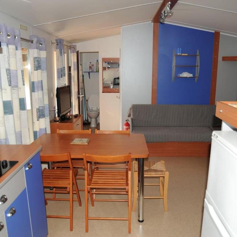 Mobil Home + dépendance dans jolie parc privé - Haus mit 3 Schlafzimmern - 11