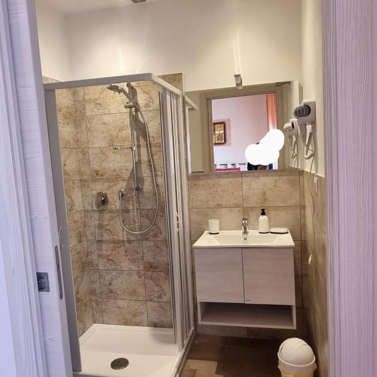 B&B Jamba - Double Room with Balcony - 4