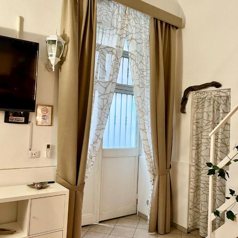 Ursino holiday apartment - One-Bedroom House - 6