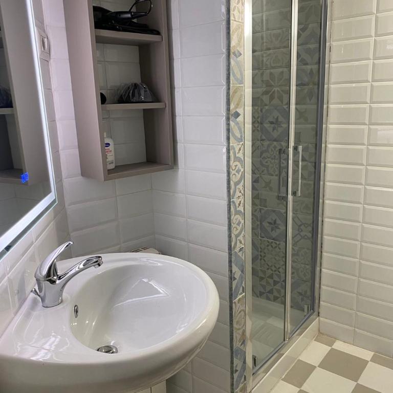 Center Apartments vittorio Emanuele - Appartamento con 3 Camere da Letto - 6