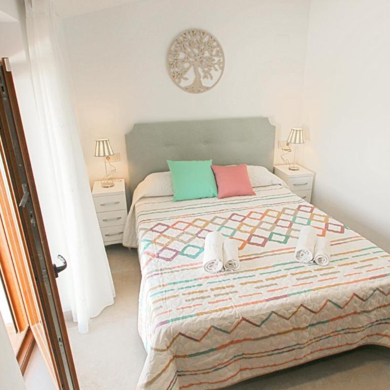 Rosalia - holiday home with panoramic view and private pool in Teluda - Villa - 32
