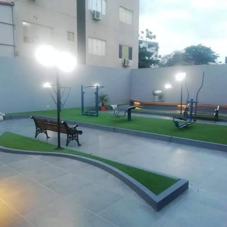 Departamentoo nuevo amoblado cerca a UAGRM, con excelente vista - One-Bedroom Apartment - 5