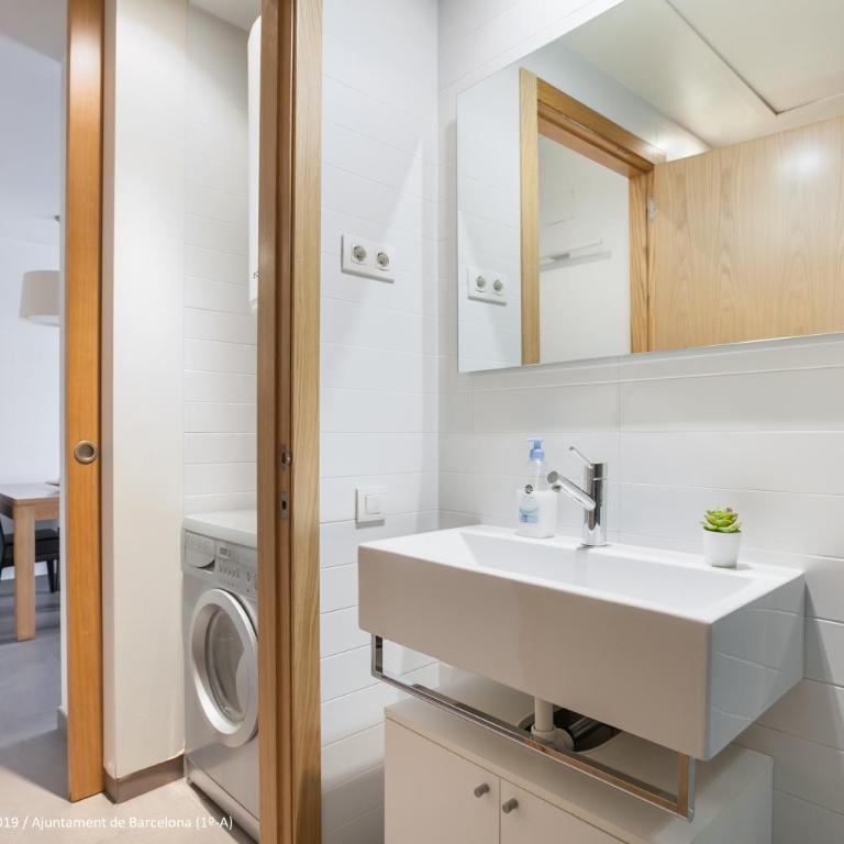 Flateli Navas A01 - Two-Bedroom Apartment - 8