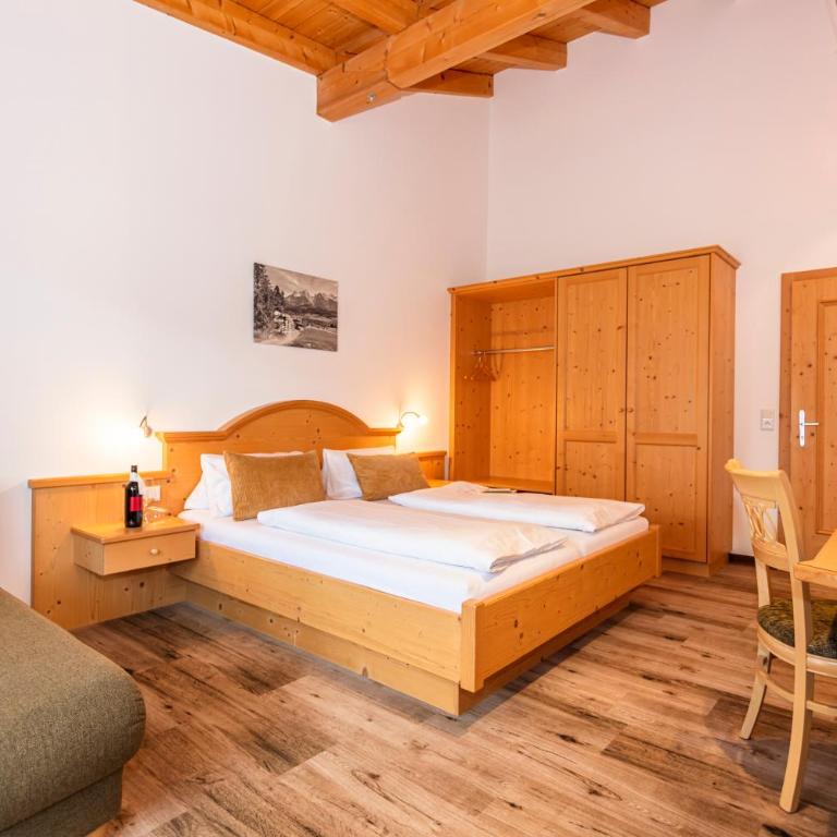 Berggasthof Hinterreit - Doppelzimmer mit Balkon - 2